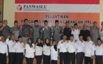 Pelantikan Pengawas Pemilihan Lapangan Desa/Kelurahan  se-Kabupaten OKU Timur